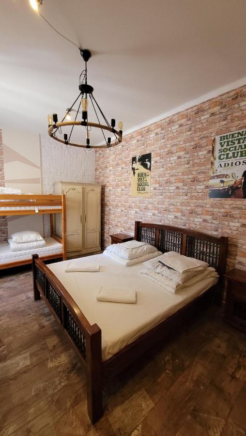 Chmielna 5 Rooms & Apartments Warsaw Exterior photo