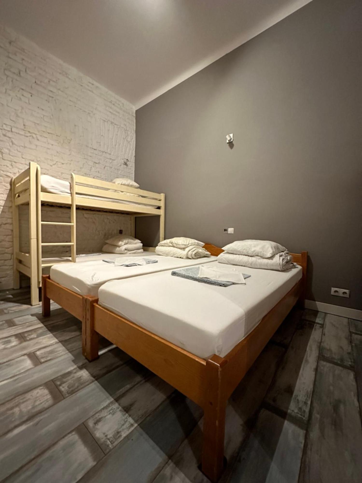 Chmielna 5 Rooms & Apartments Warsaw Exterior photo